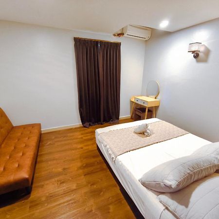 D'Ocean Homestay In Tiara Desaru Residence Esterno foto